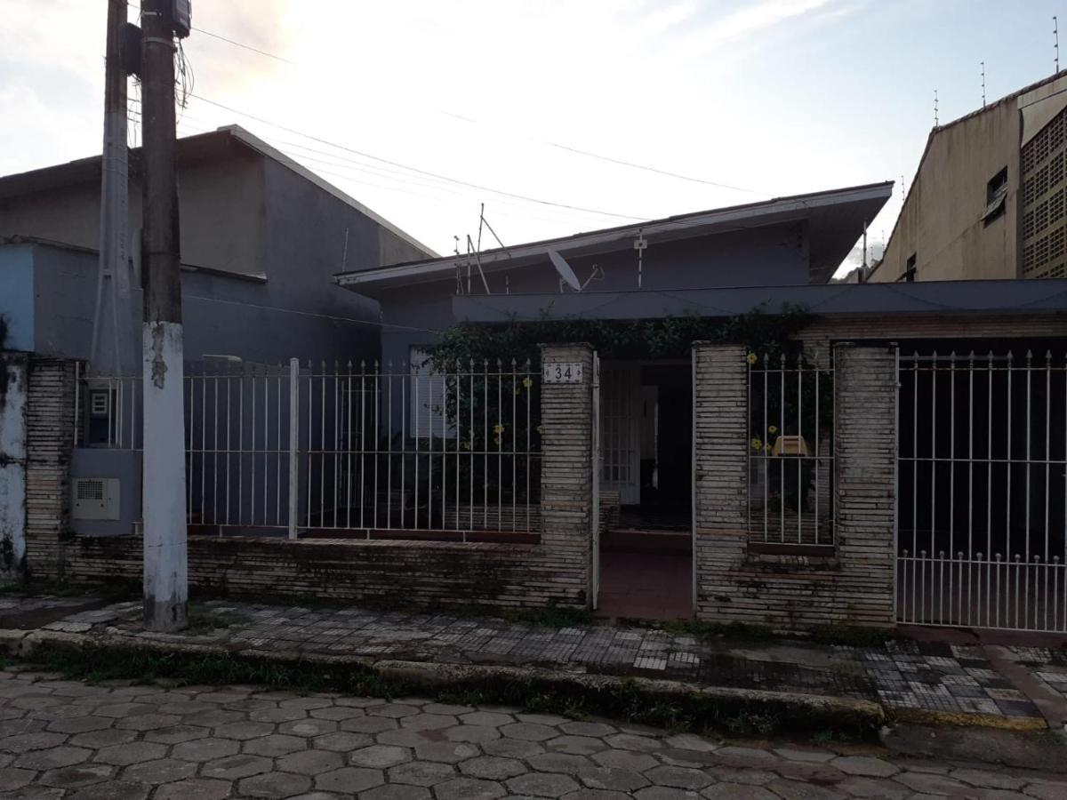 Casa Com Piscina, Confortavel E Otima Localizacao Ітанняен Екстер'єр фото